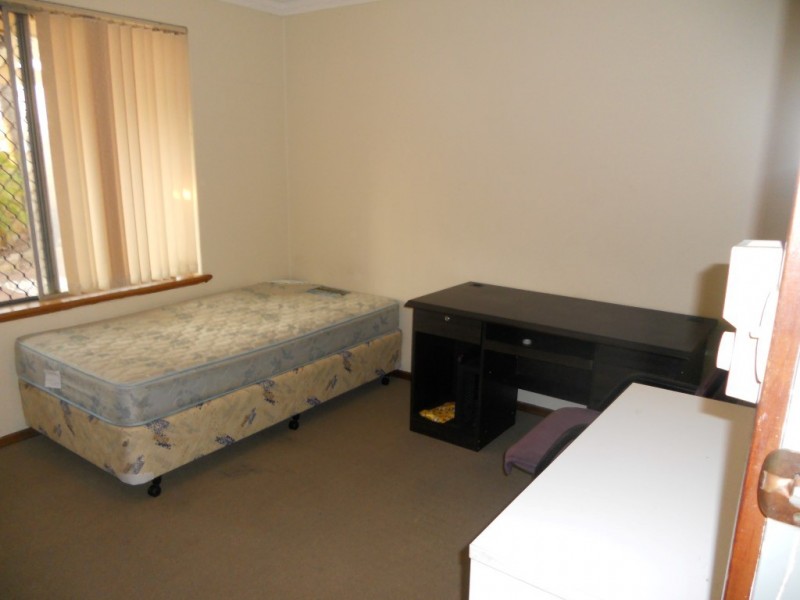 22 Davies Crest, Kardinya WA 6163