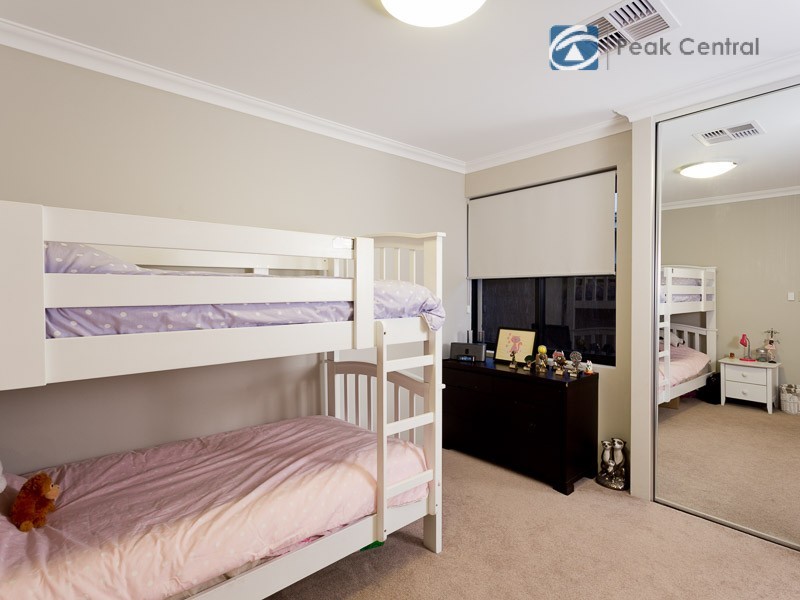 11 Euphony Way, Atwell WA 6164