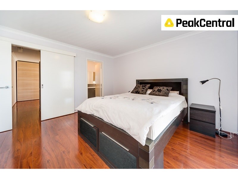 50 Gaebler Road, Hammond Park WA 6164