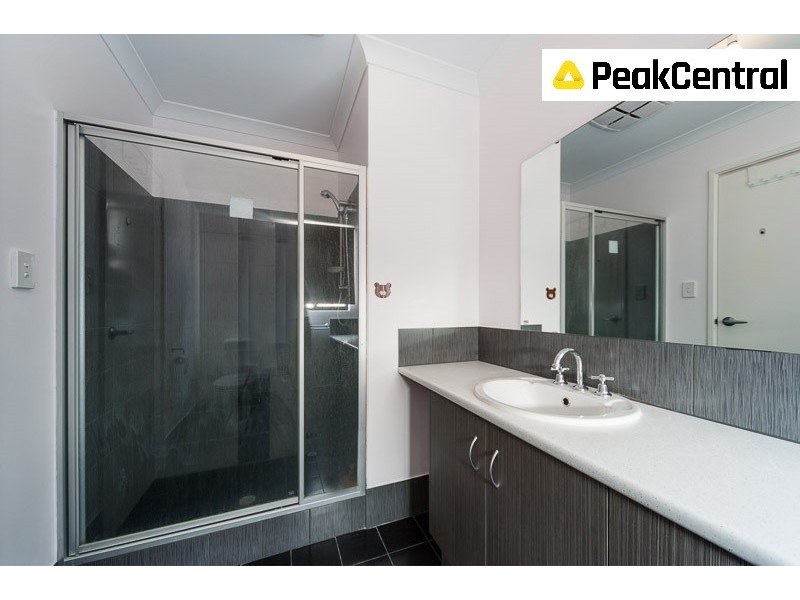 50 Gaebler Road, Hammond Park WA 6164