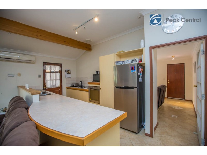 16 Turnbull Close, Atwell WA 6164