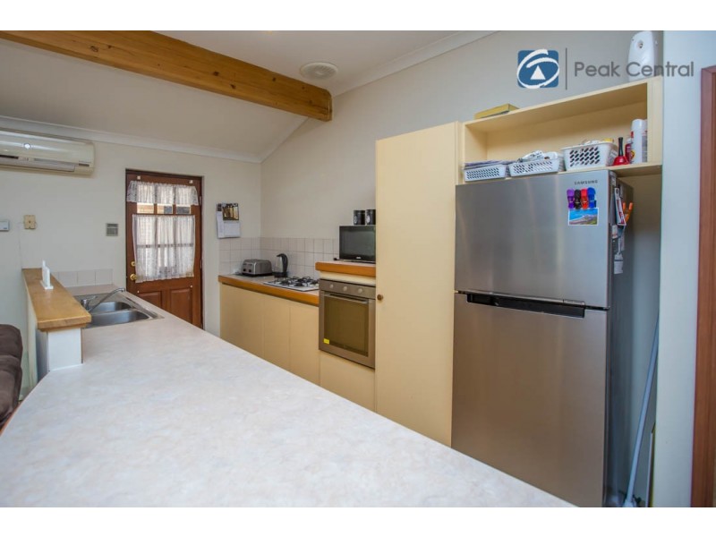 16 Turnbull Close, Atwell WA 6164