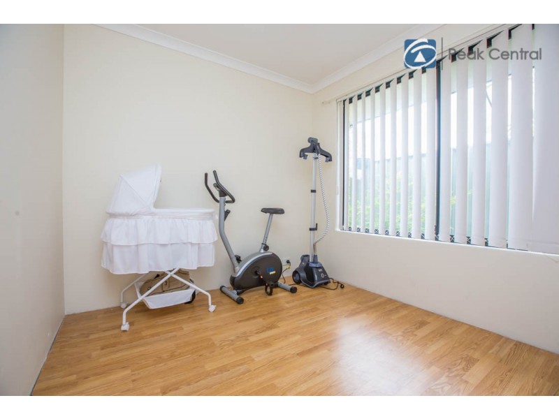 16 Turnbull Close, Atwell WA 6164