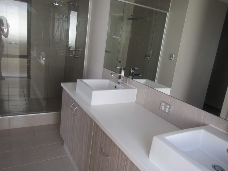 6 Lomandra Way, Hammond Park WA 6164