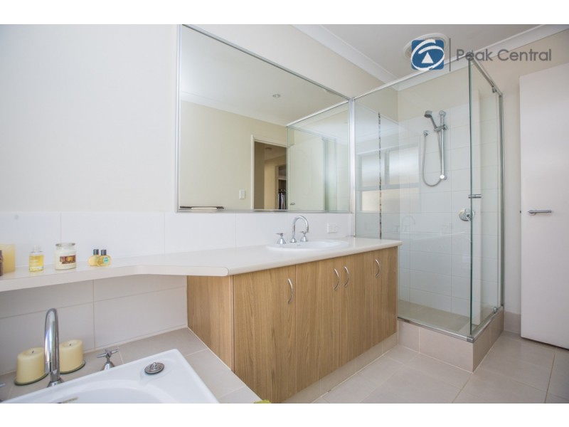 52 Durango Turn, Aubin Grove WA 6164
