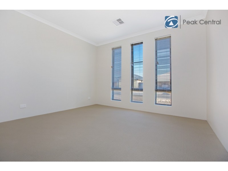 8 Lican Street, Banjup WA 6164