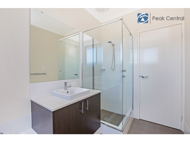 8 Lican Street, Banjup WA 6164