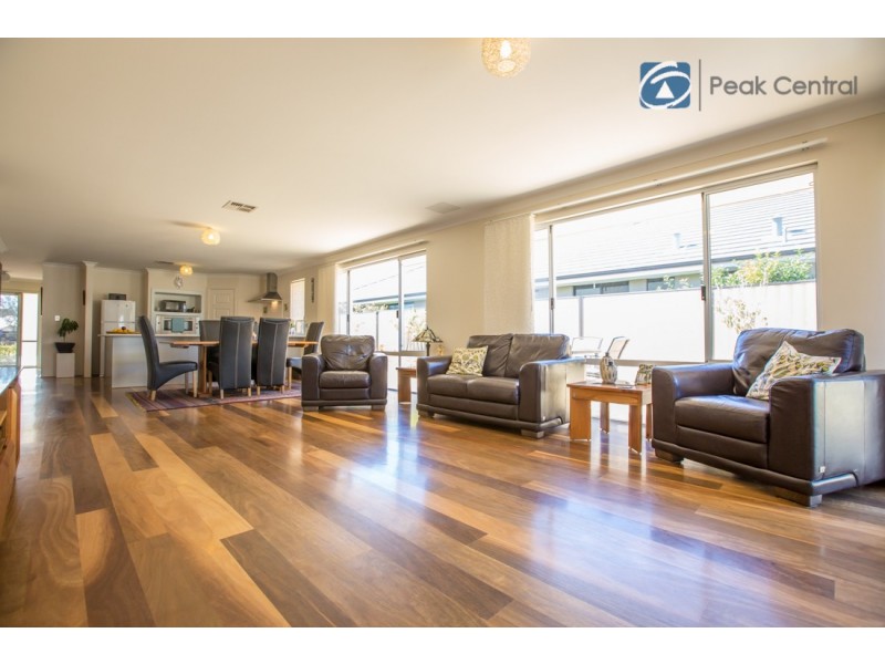 20 Serotina Lane, Aubin Grove WA 6164