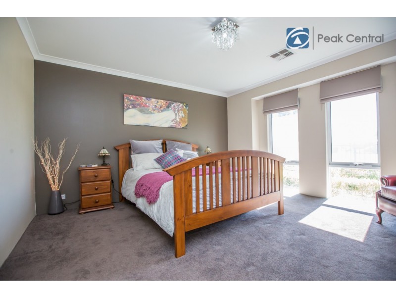 20 Serotina Lane, Aubin Grove WA 6164