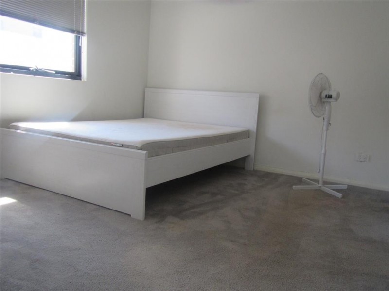 38/2 Stockton Bend, Cockburn Central WA 6164