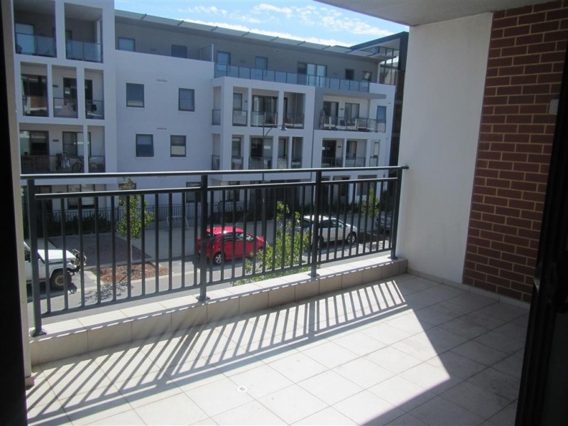 38/2 Stockton Bend, Cockburn Central WA 6164