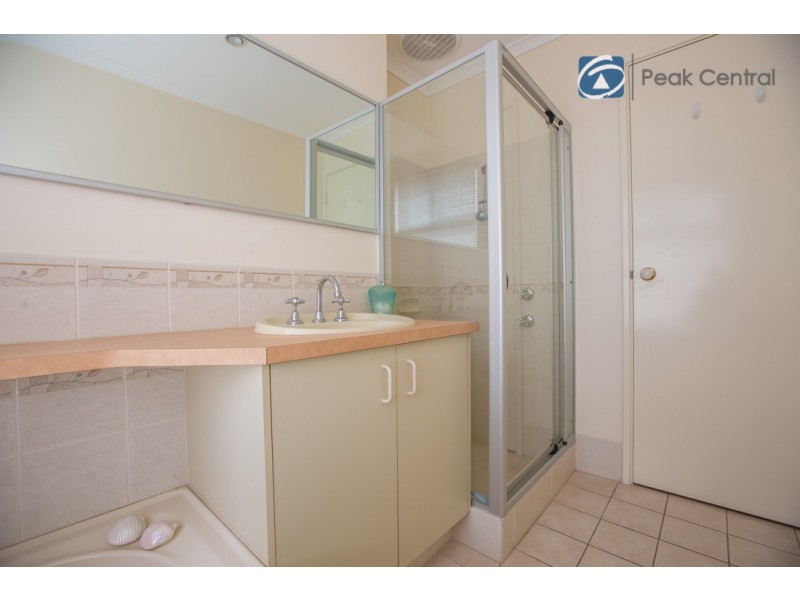 17 Lorne Ave, Hammond Park WA 6164