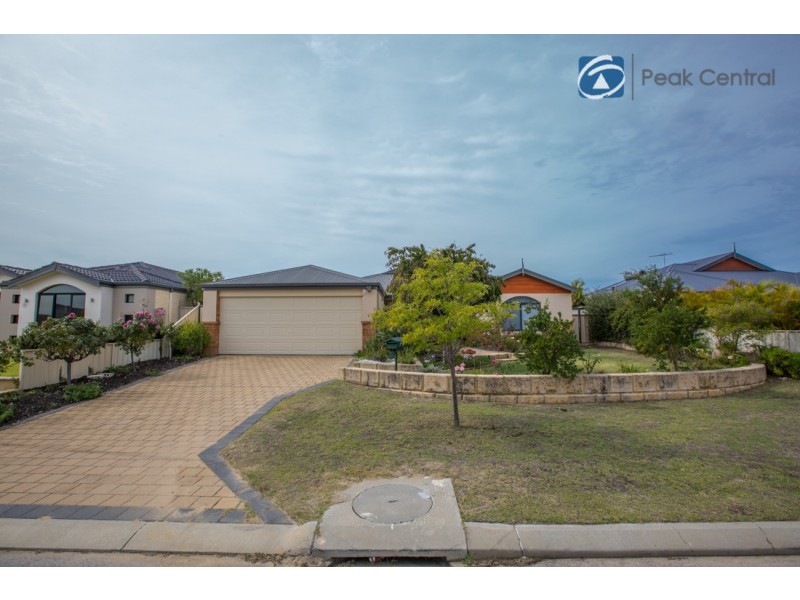 17 Lorne Ave, Hammond Park WA 6164