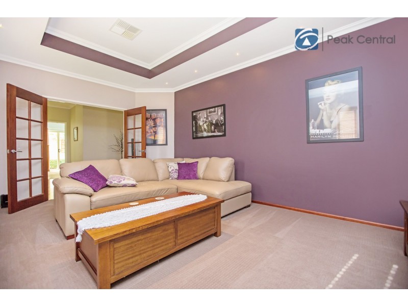 33 Armand Drive, Aubin Grove WA 6164