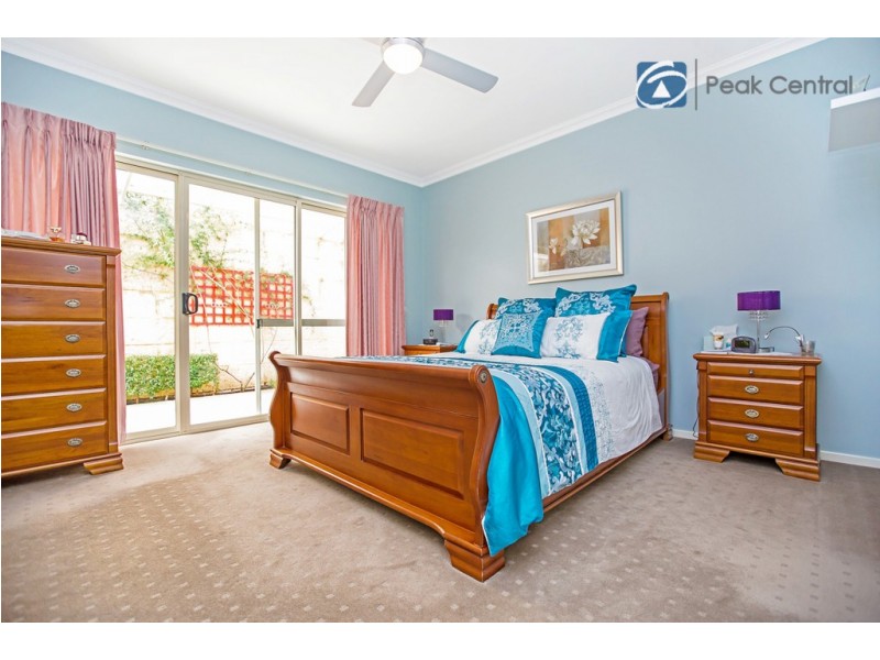 33 Armand Drive, Aubin Grove WA 6164