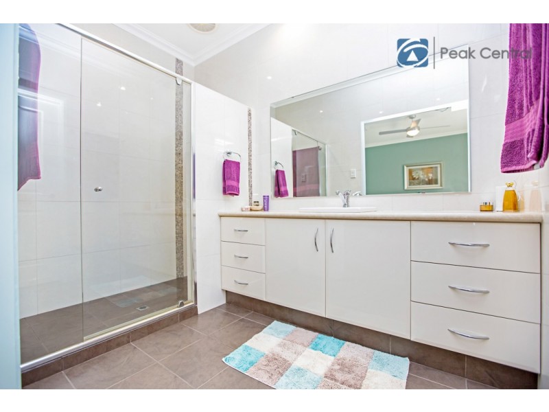 33 Armand Drive, Aubin Grove WA 6164