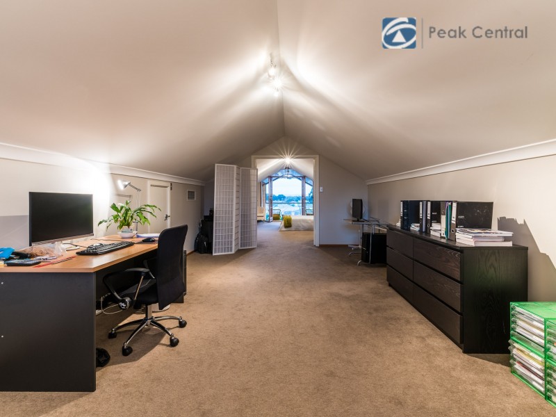 12 Wakehurst Loop, Success WA 6164