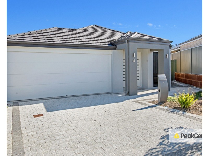 4 Addis Way, Wandi WA 6167
