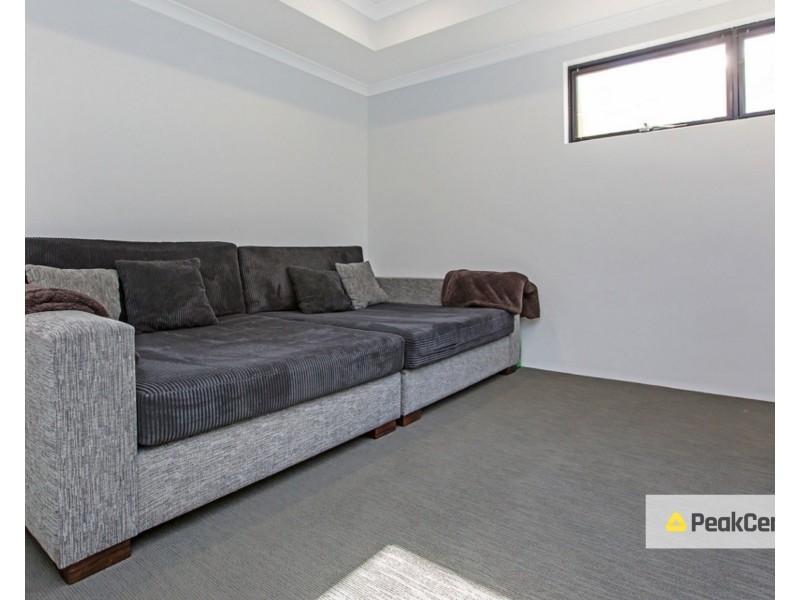 4 Addis Way, Wandi WA 6167