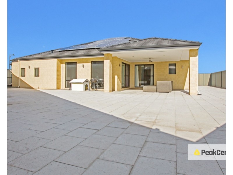 4 Addis Way, Wandi WA 6167
