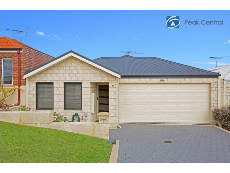 8 Magnet Close, Munster WA 6166