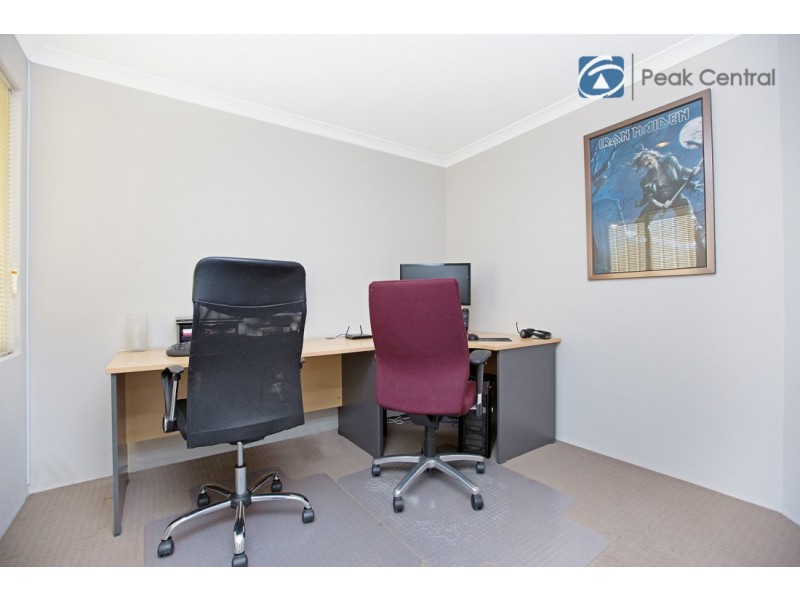 8 Magnet Close, Munster WA 6166