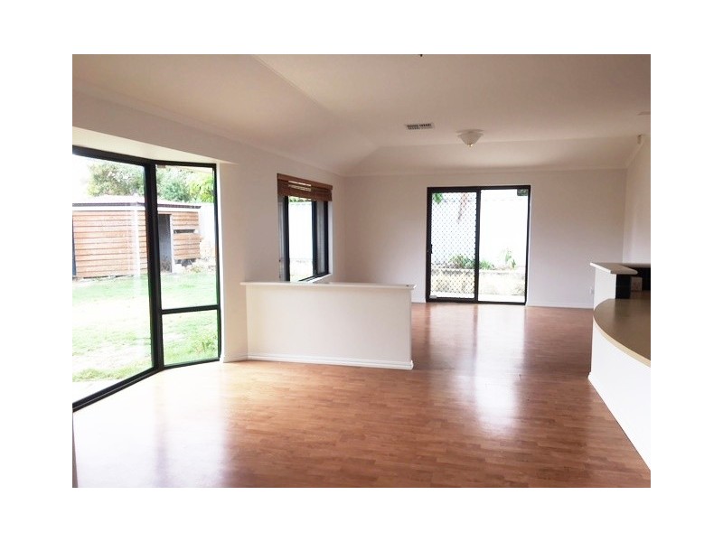 9 Darter Close, Beeliar WA 6164