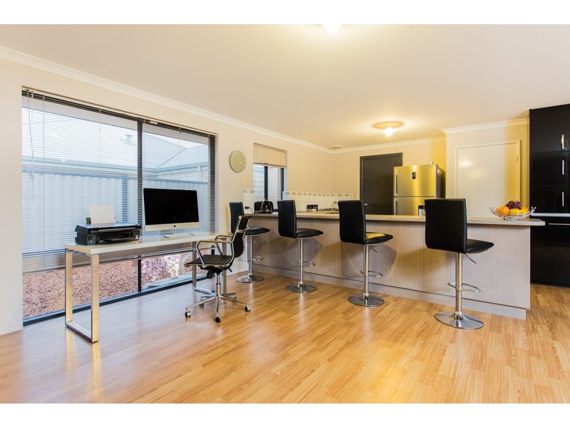 31 Kesiya Turn, Aubin Grove WA 6164