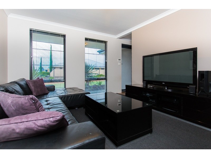 31 Kesiya Turn, Aubin Grove WA 6164