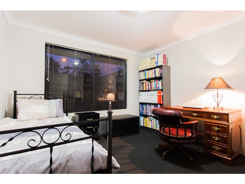 31 Kesiya Turn, Aubin Grove WA 6164