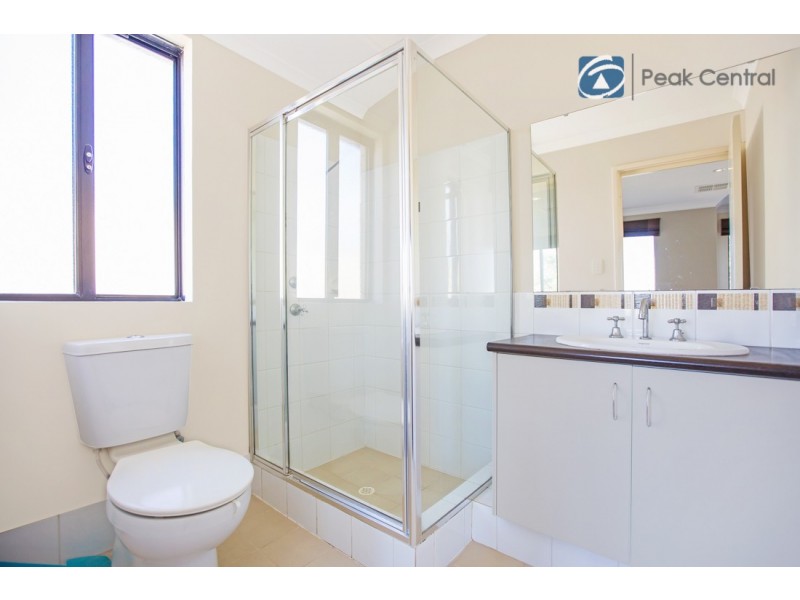 1 Caterpillar Road, Success WA 6164