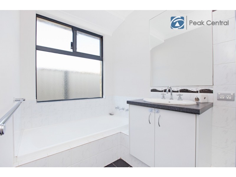 289 Lyon Road, Aubin Grove WA 6164