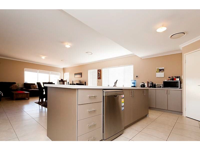 53 Daviesia Turn, Success WA 6164