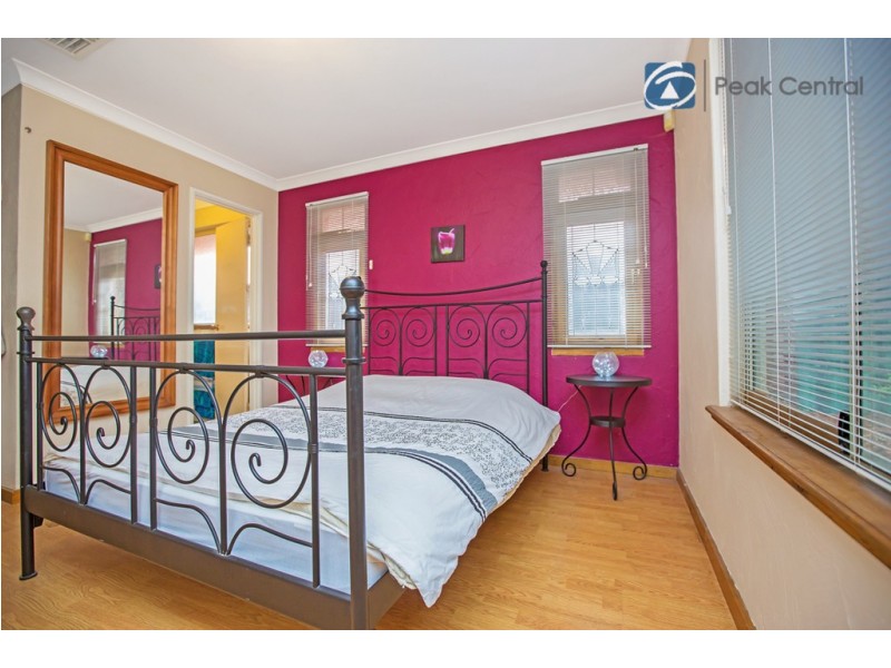 5 Folland Parade, Atwell WA 6164