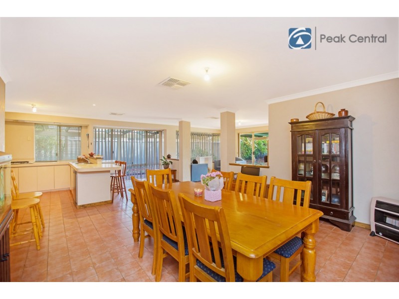 5 Folland Parade, Atwell WA 6164