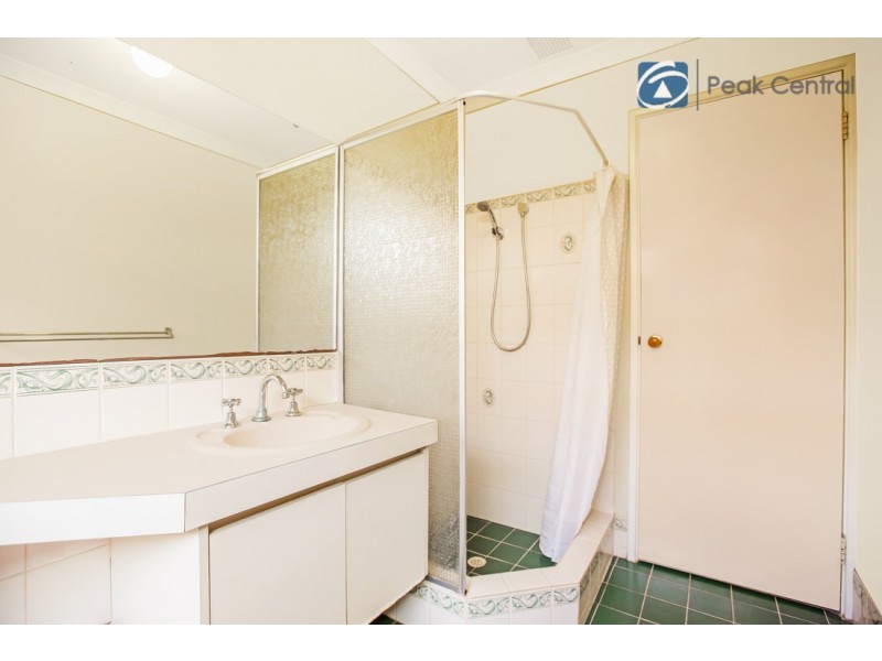 5 Folland Parade, Atwell WA 6164