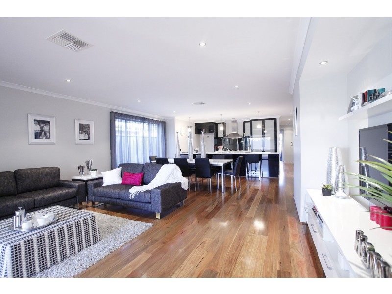 9 Fortis Pass, Wandi WA 6167