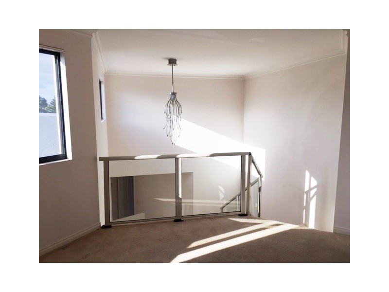 17A Crater Place, Rockingham WA 6168