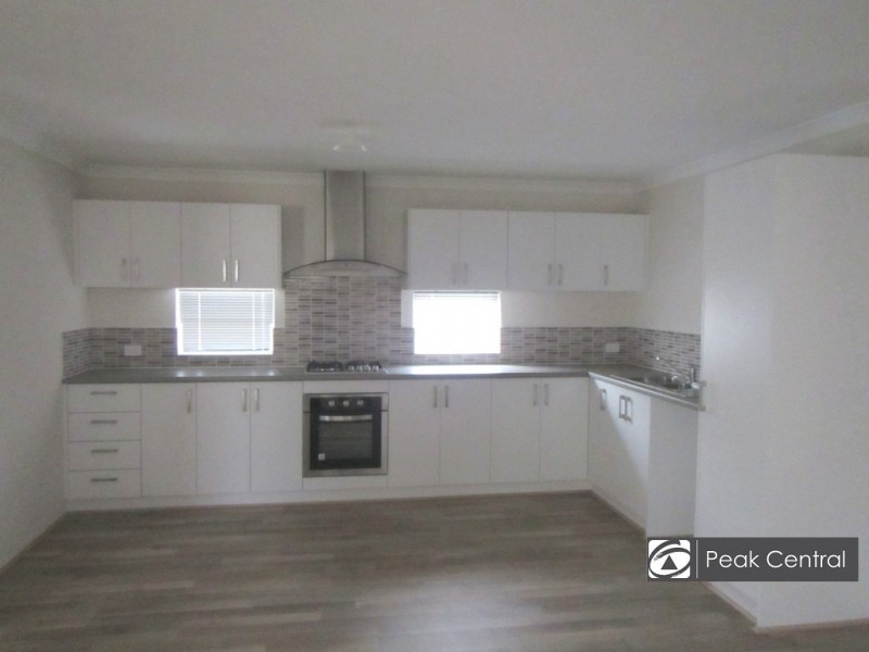 10A Pinelle Pwy, Aubin Grove WA 6164