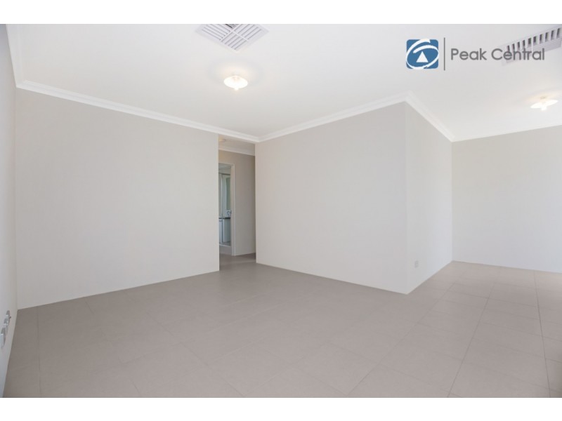 10 Packer Rise, Hammond Park WA 6164