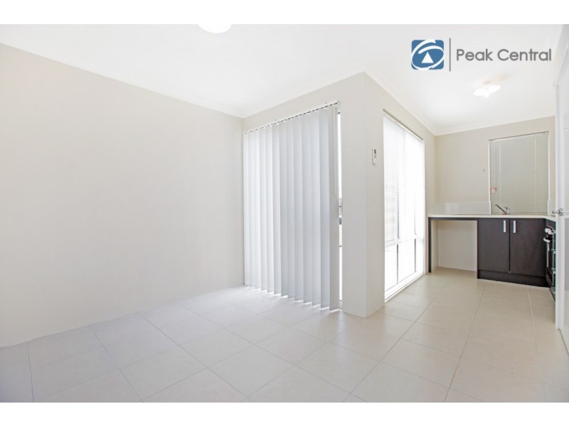 10 Packer Rise, Hammond Park WA 6164