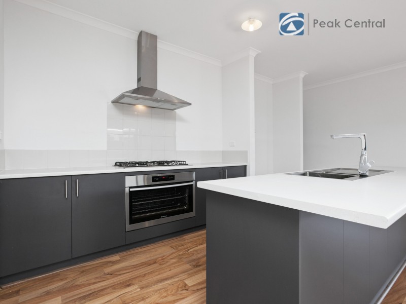 182 Sunrise Boulevard, Wellard WA 6170