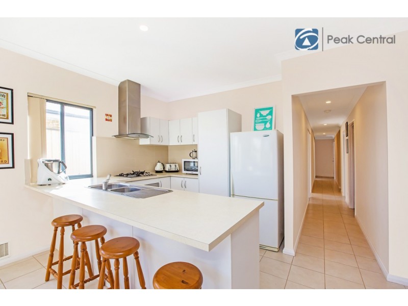 12a Spruce Terrace, Aubin Grove WA 6164