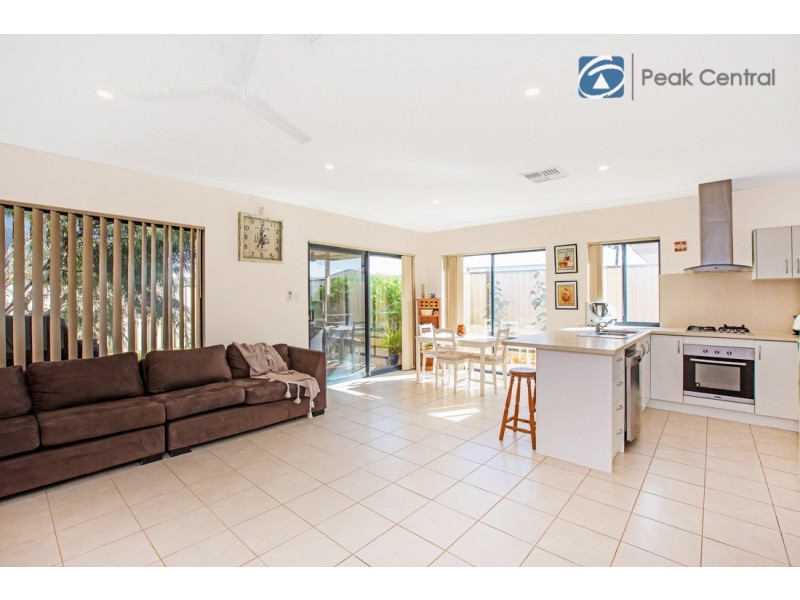 12a Spruce Terrace, Aubin Grove WA 6164