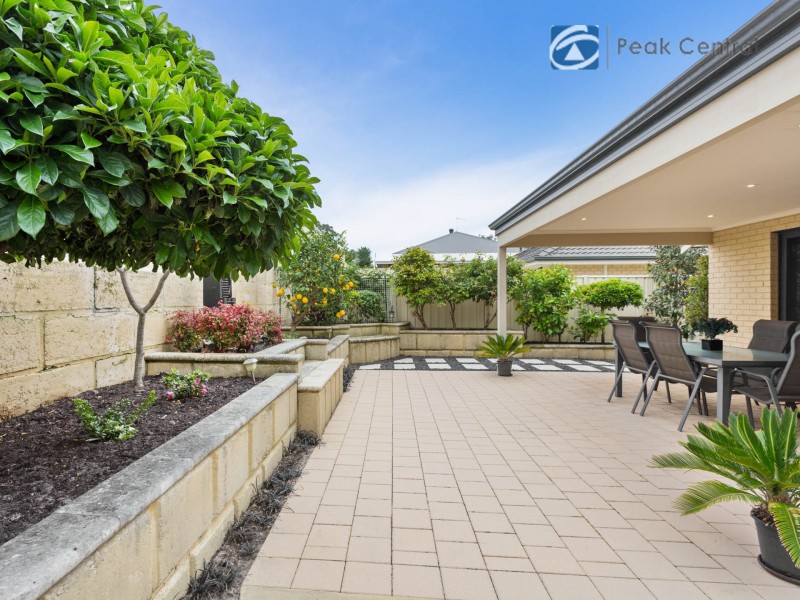 5 Correa Pass, Success WA 6164