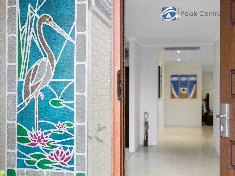 5 Correa Pass, Success WA 6164