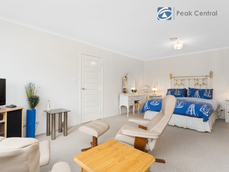 5 Correa Pass, Success WA 6164