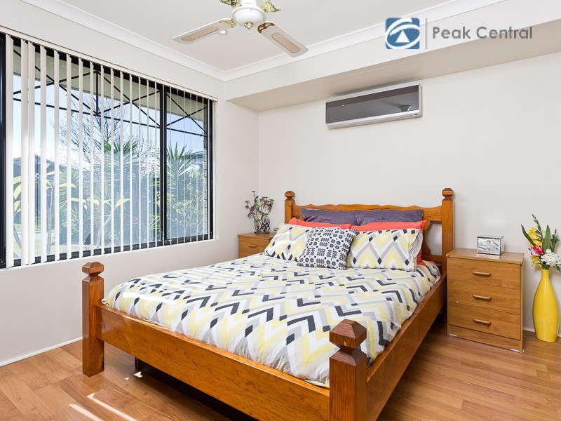 12 Hedges Retreat, Atwell WA 6164