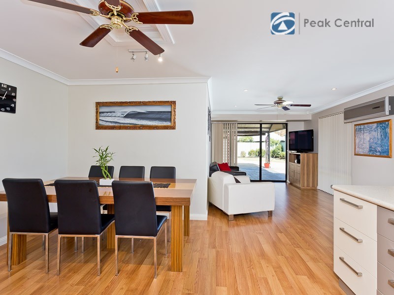 12 Hedges Retreat, Atwell WA 6164