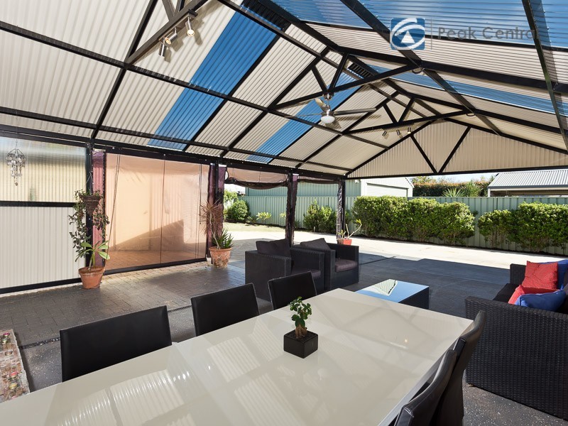 12 Hedges Retreat, Atwell WA 6164